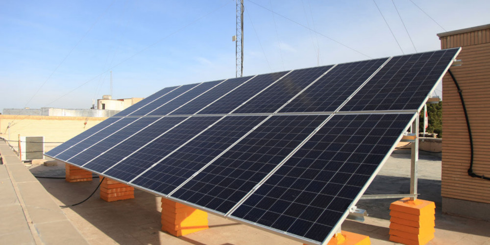 افتتاح نخستین نیروگاه خورشیدی در استان قزوین