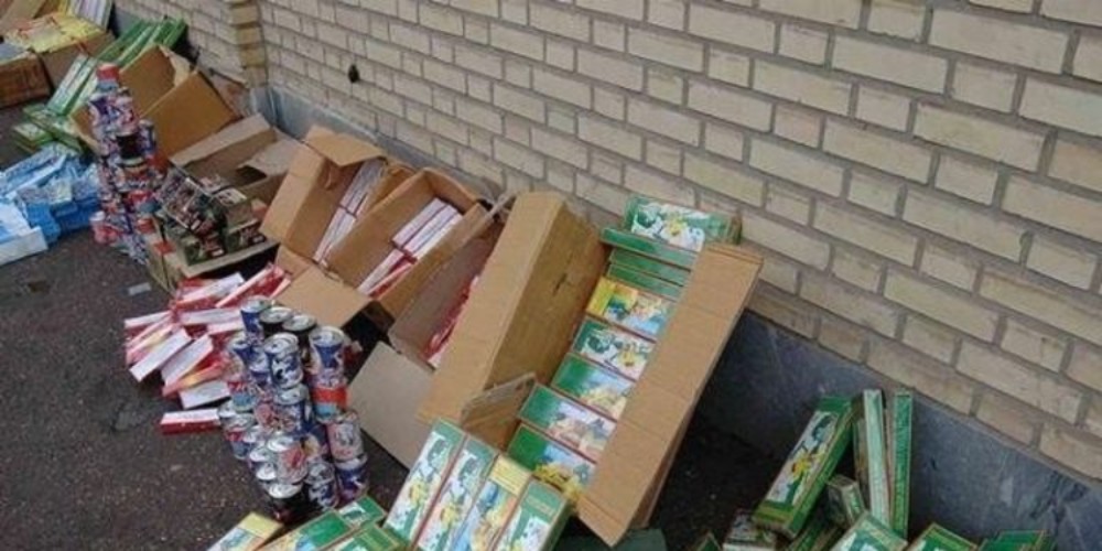 دستگیری 3 فروشنده مواد محترقه غيرمجاز در تاکستان