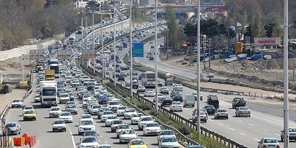 تردد ۱۱ میلیون خودرو از محورهای مواصلاتی قزوین