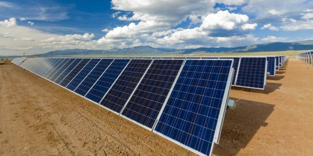 واگذاری ۱۰ هکتار اراضی ملی آوج برای نیروگاه خورشیدی