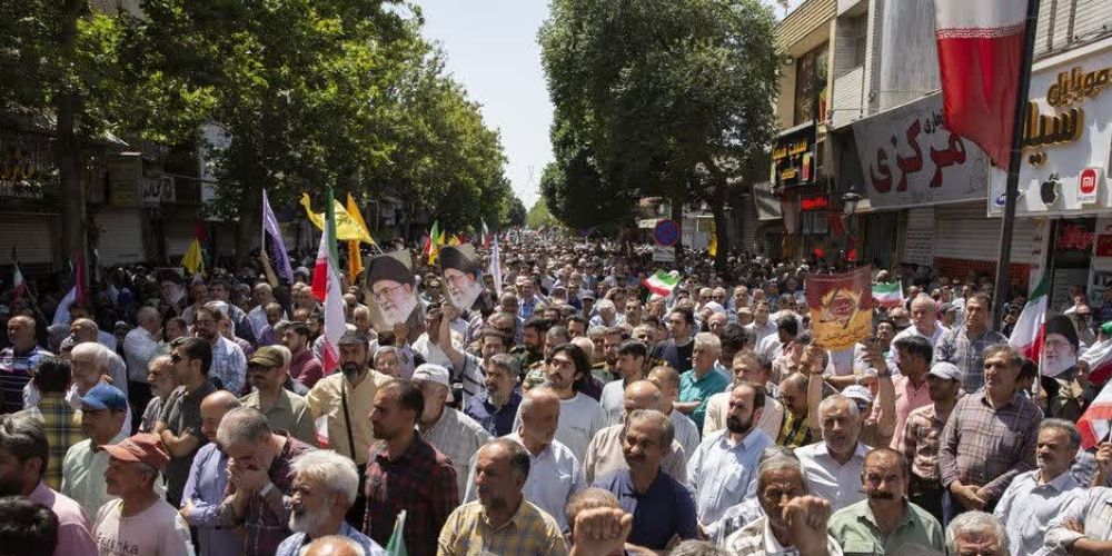 راهپیمایی خشم و نصر در قزوین برگزار شد