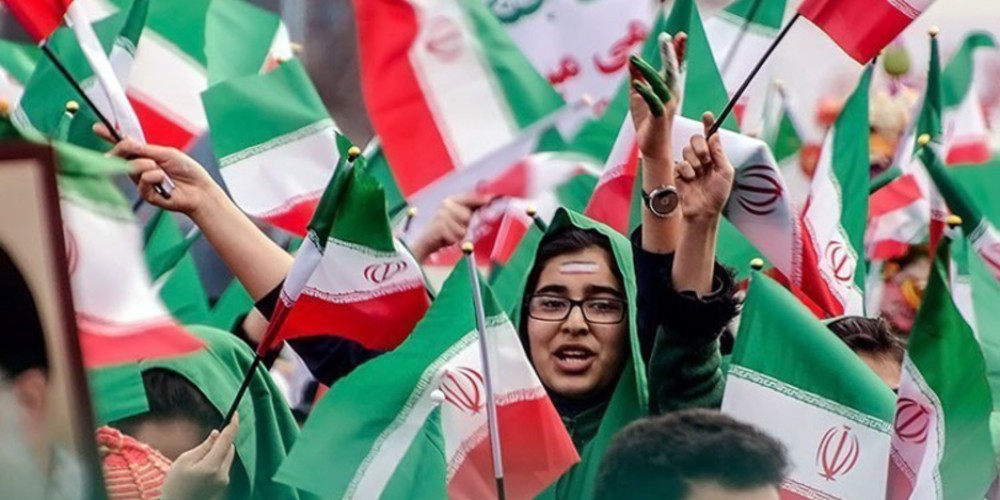 مردم ایران خواهان مذاکره‌ای از موضع اقتدار و عزت هستند