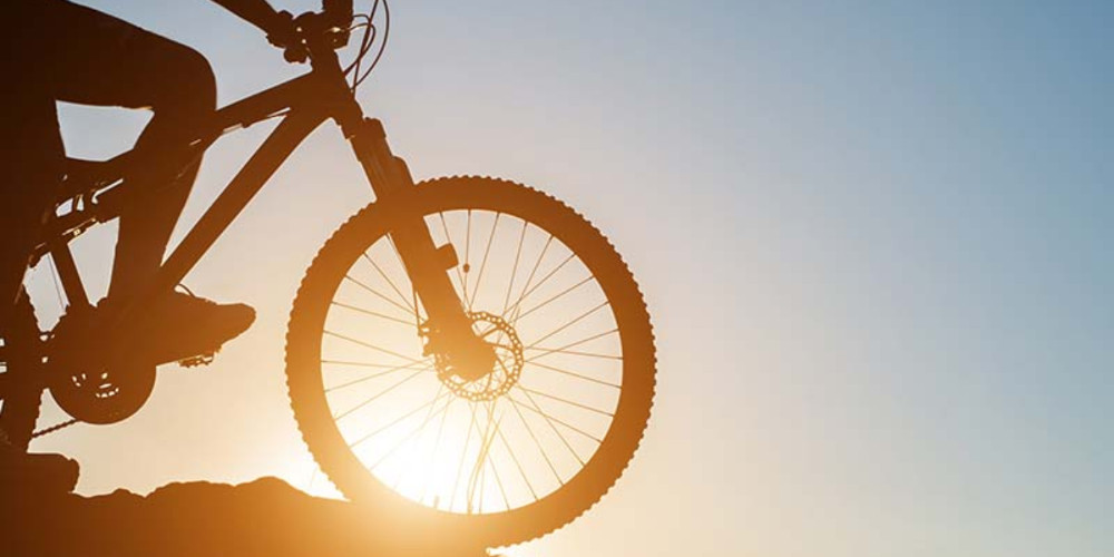 دوچرخهسوار قزوینی در راه بازیهای آسیایی بحرین