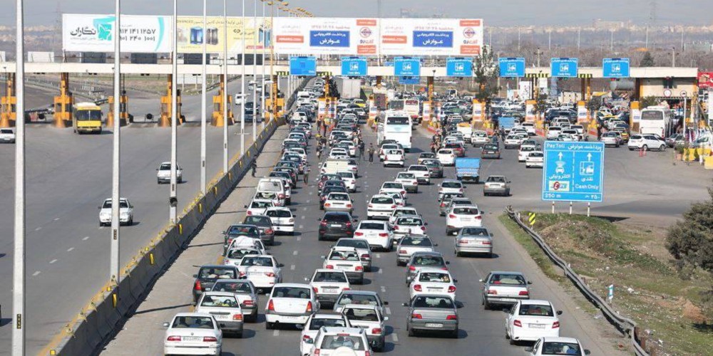 ثبت بیش از ۳۳ میلیون تردد طی ۱۱ ماه سال جاری در محورهای قزوین